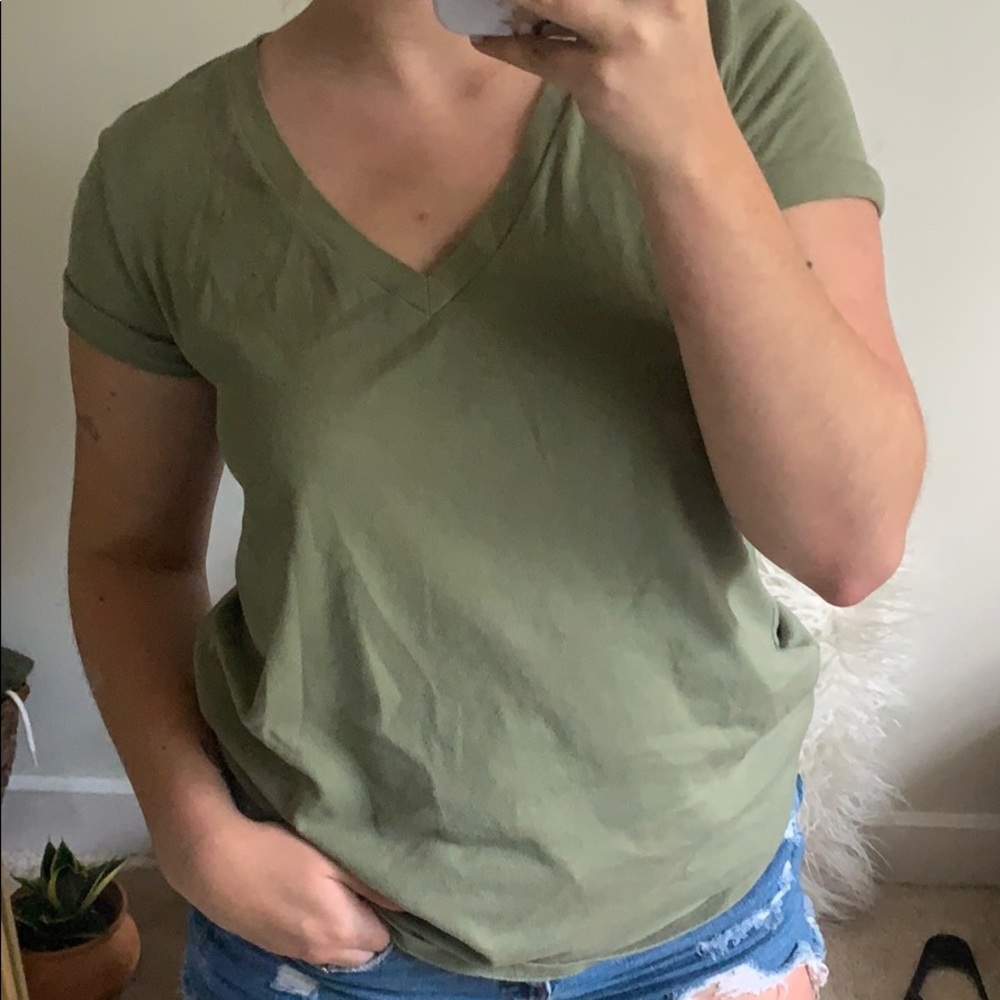 V Neck